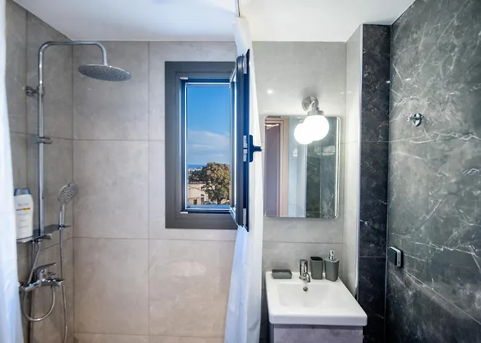 E&a Luxury With Sea View Apartment