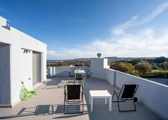 E&a Luxury With Sea View Apartment Sgourou